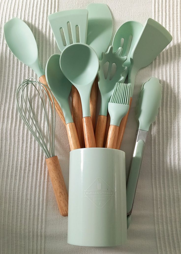 Why Silicone Kitchen Utensils Are a Must-Have in Every Home
